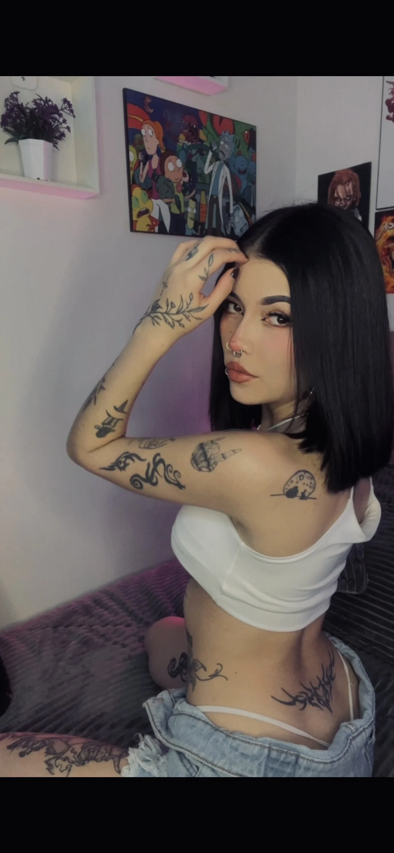 XXX Porn Photo of Nude adri_tom44 20