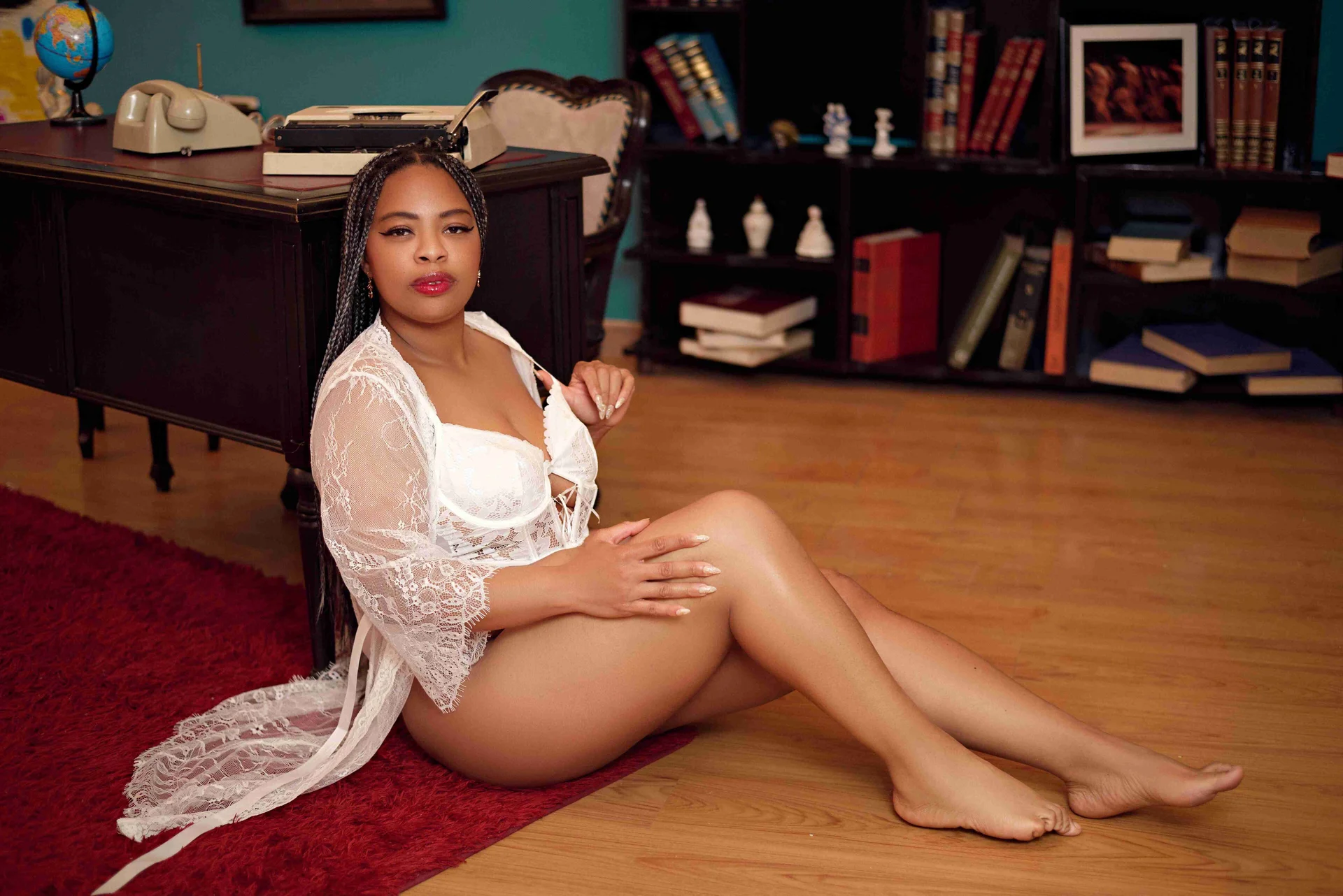 XXX Porn Photo of Nude Imlauraa 2