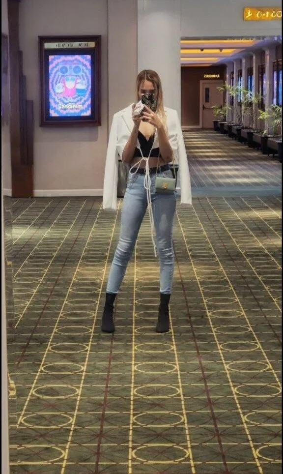XXX Porn Photo of Nude LauriceNicolay 2