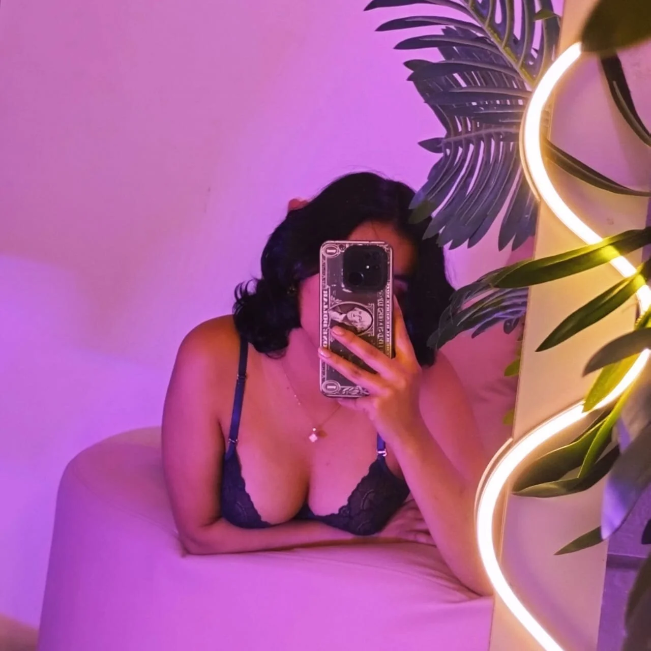 XXX Porn Photo of Nude PEACHY_TAY 22