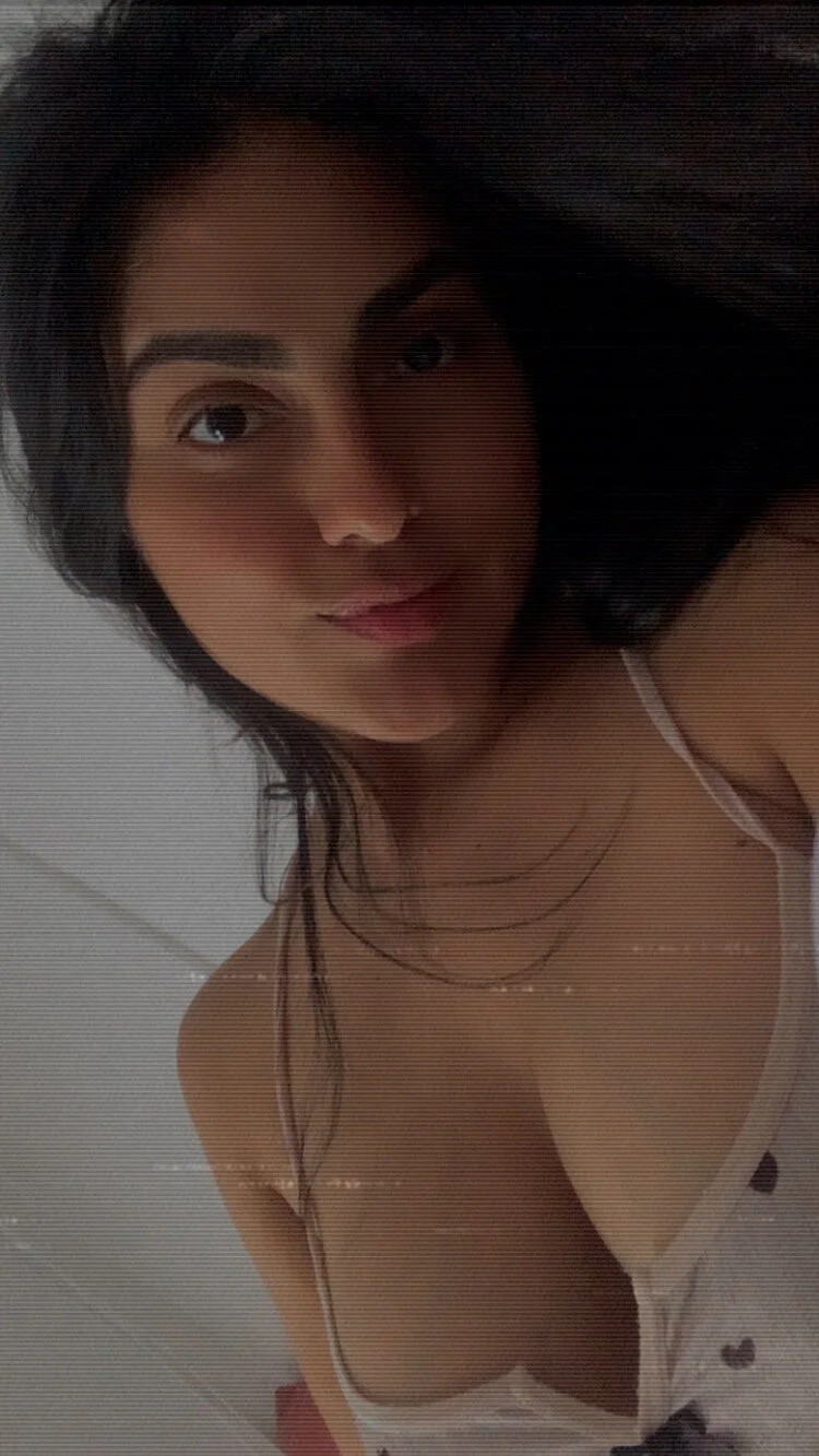 XXX Porn Photo of Nude CamiJone 31