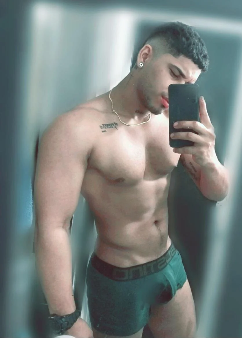 XXX Porn Photo of Nude evan_hardy 37
