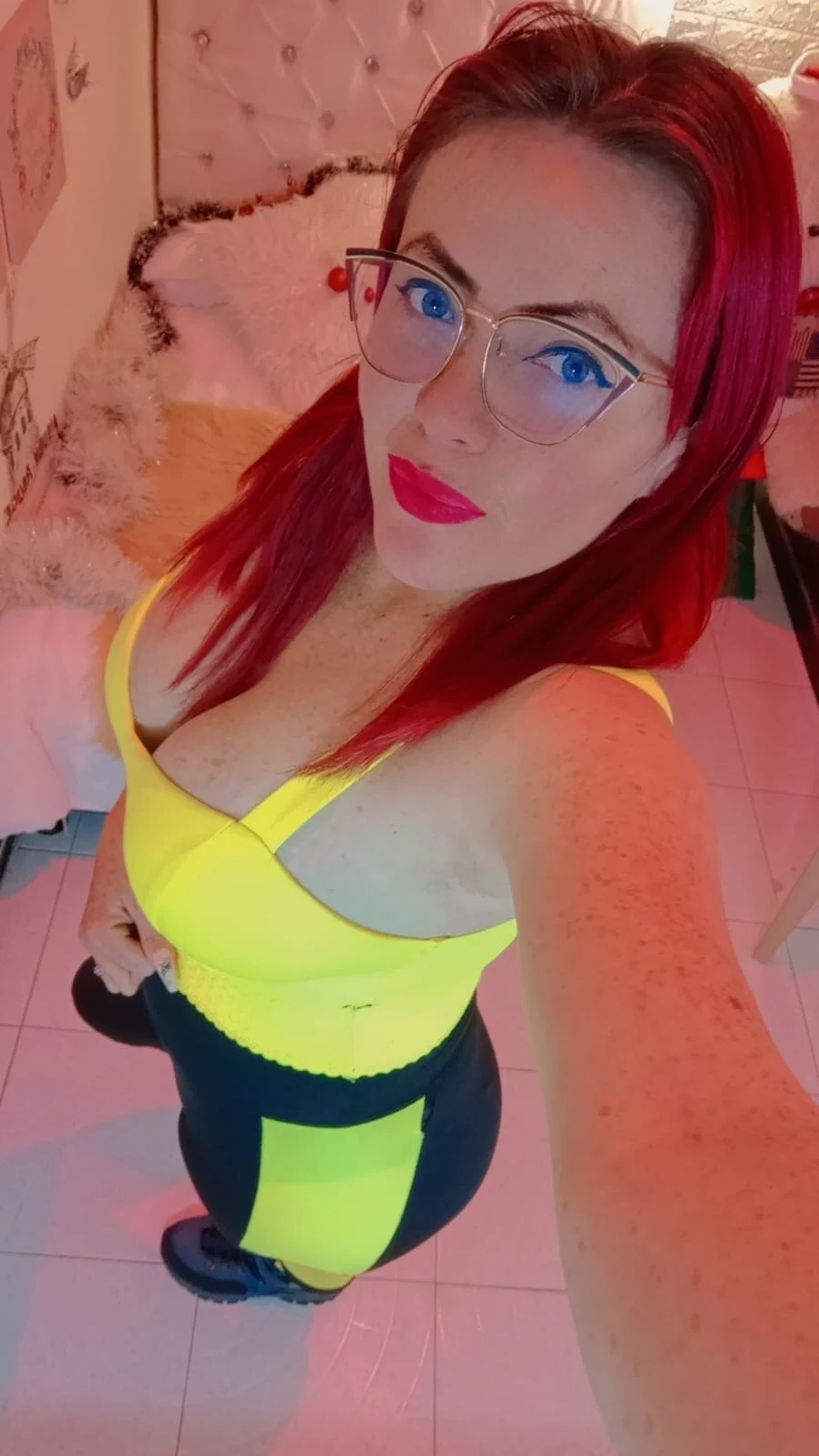 XXX Porn Photo of Nude carolinhe_ 4