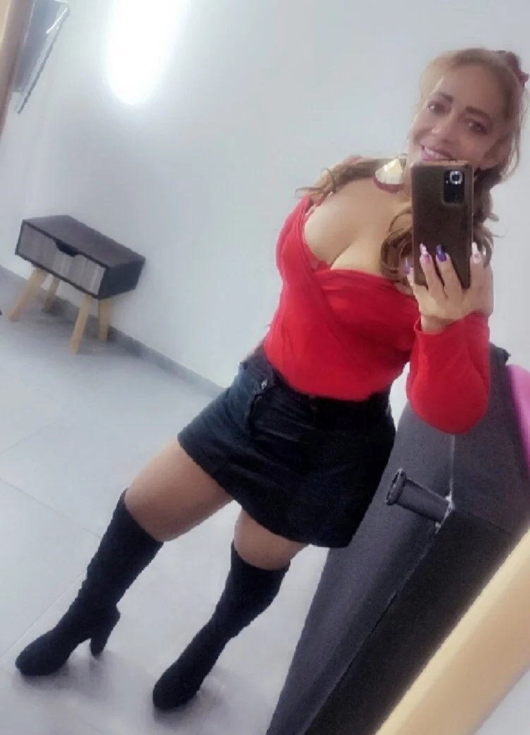 XXX Porn Photo of Nude PervertedMature 25