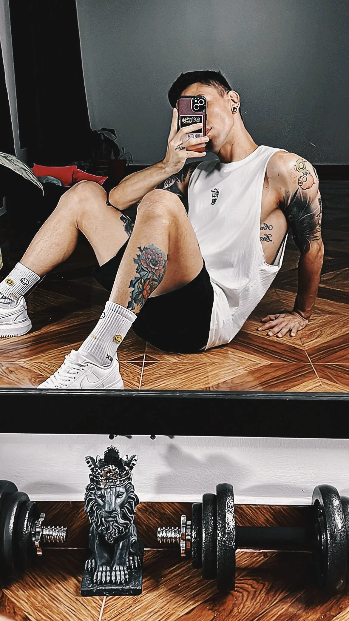 XXX Porn Photo of Nude aaronswt 24