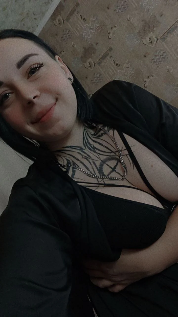 XXX Porn Photo of Nude MillaSourretY 8