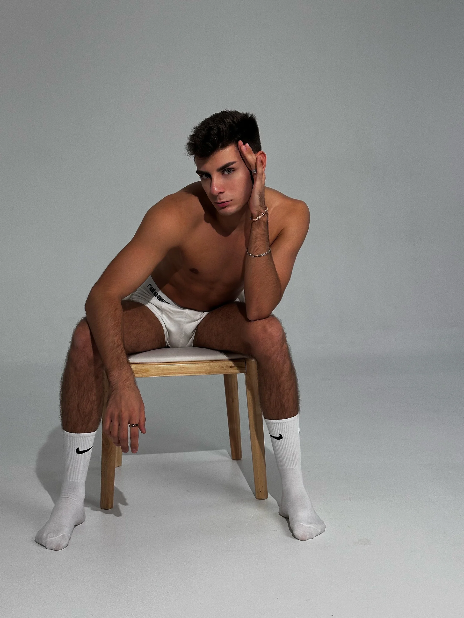 XXX Porn Photo of Nude Walt_Enjoy 3