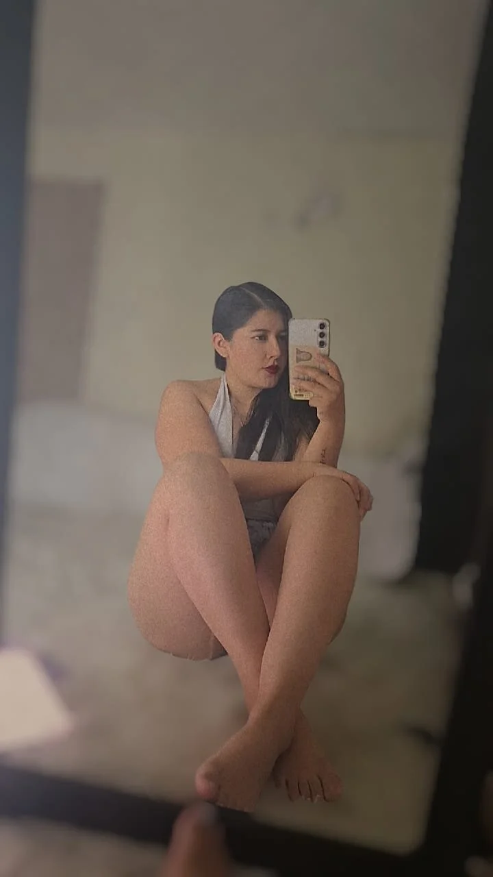 XXX Porn Photo of Nude x_Adeline_ 5