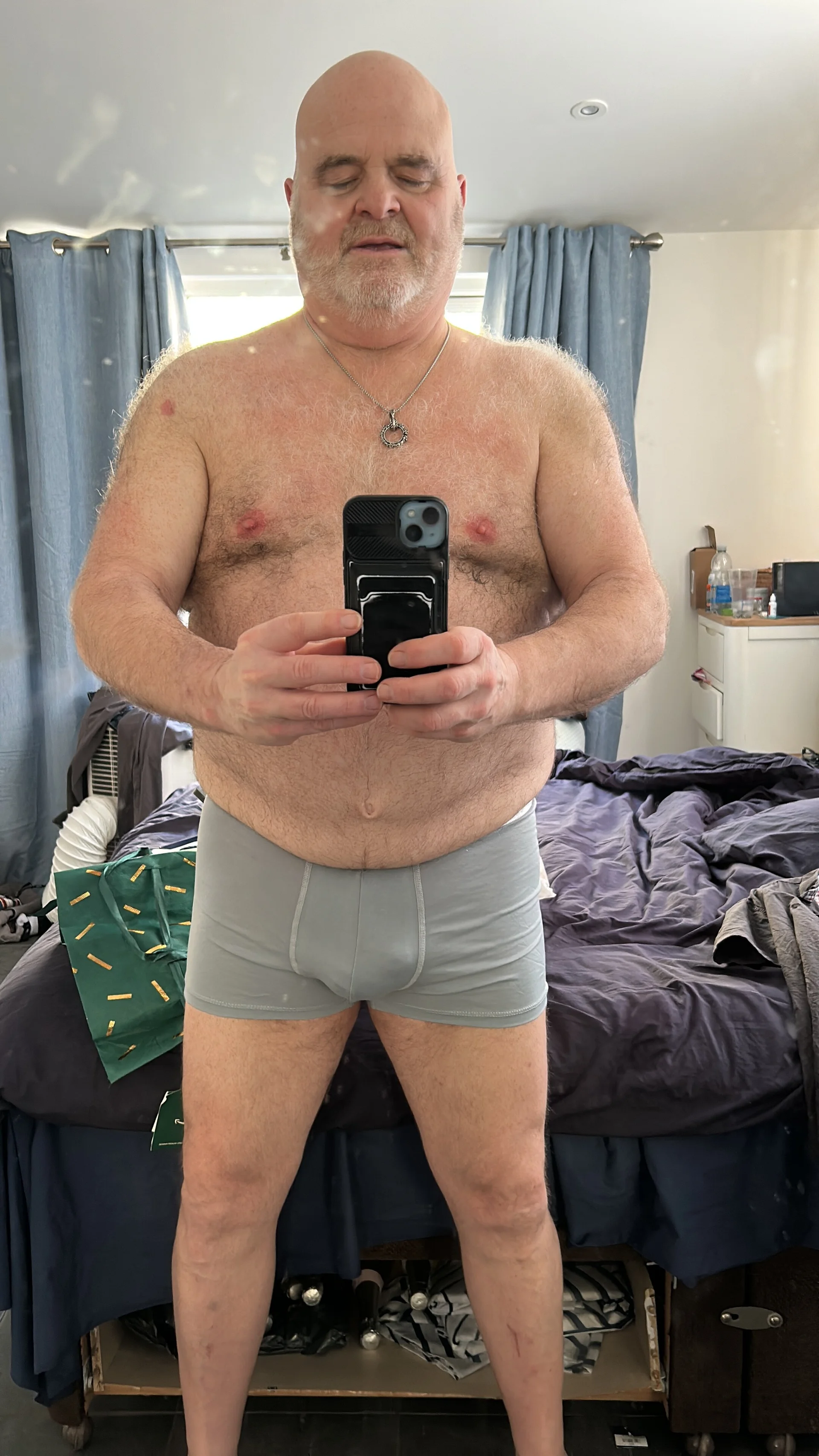XXX Porn Photo of Nude greyoakbear 6