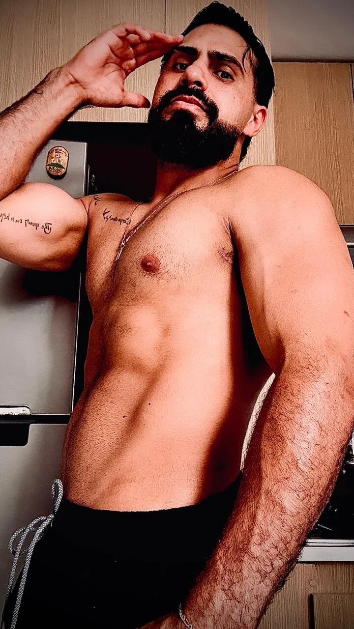 XXX Porn Photo of Nude Ryan_Black3 6