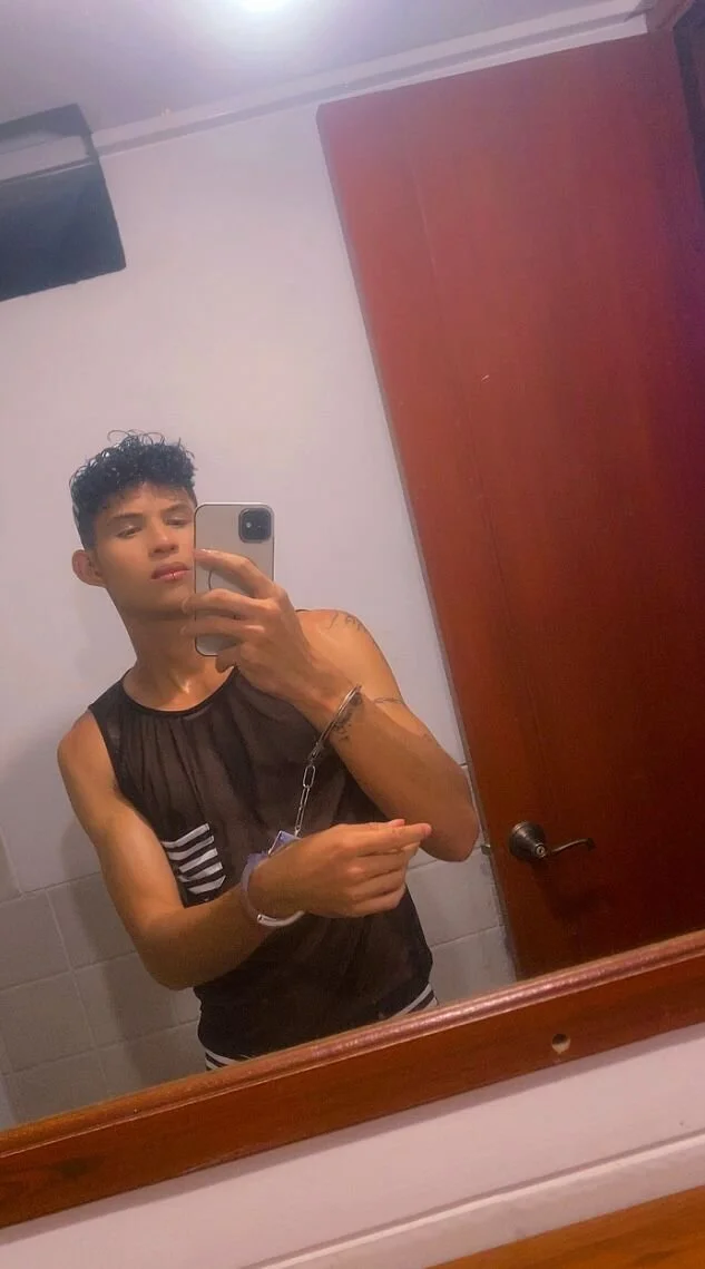 XXX Porn Photo of Nude KamiSuarez 52