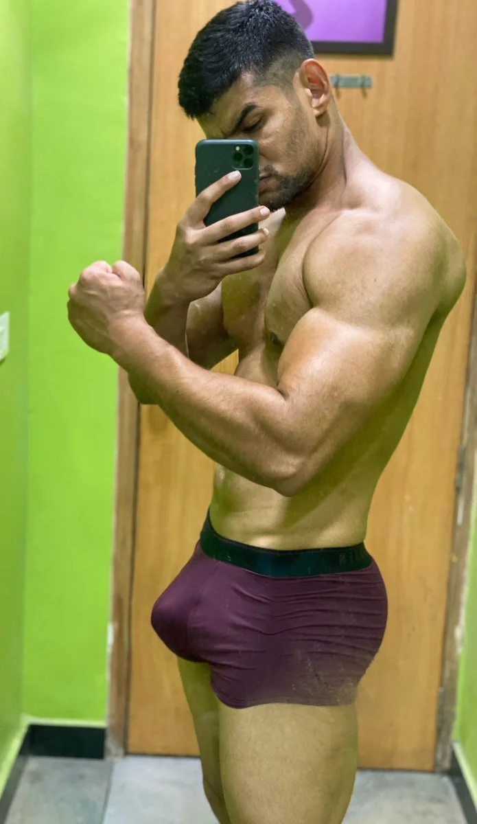 XXX Porn Photo of Nude itsmeprince1 7