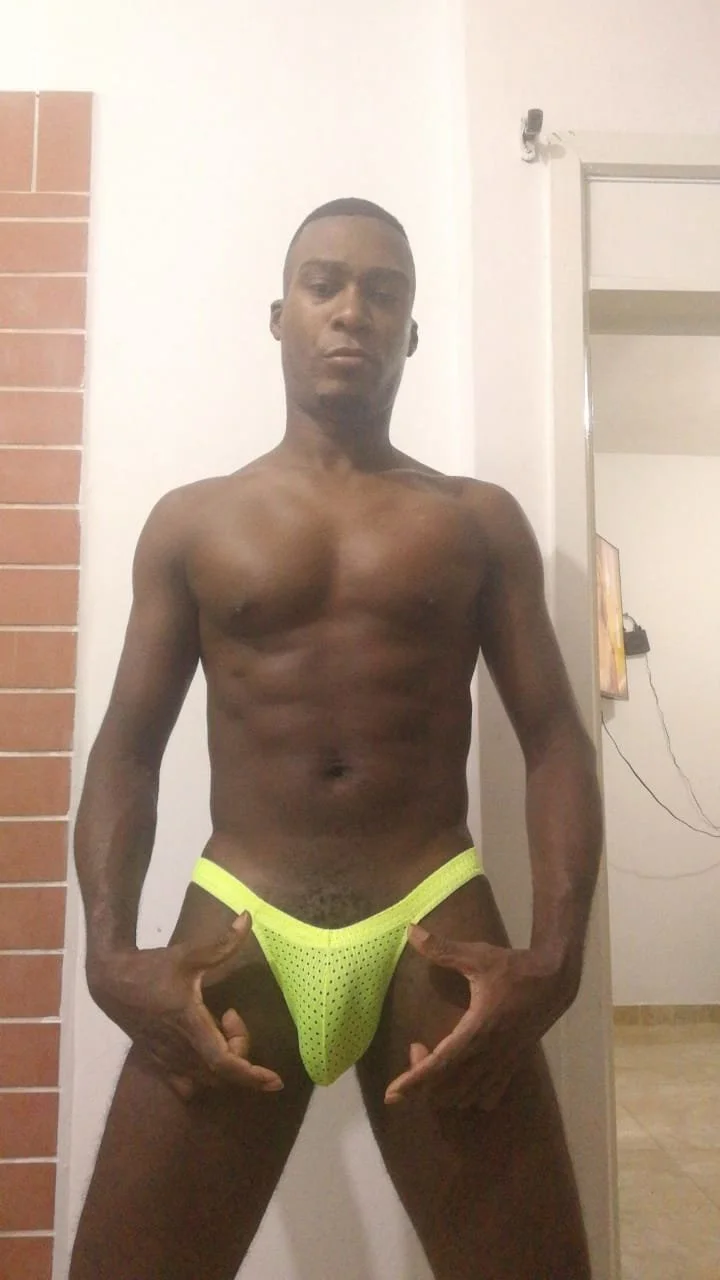 XXX Porn Photo of Nude kurtbigcock 19
