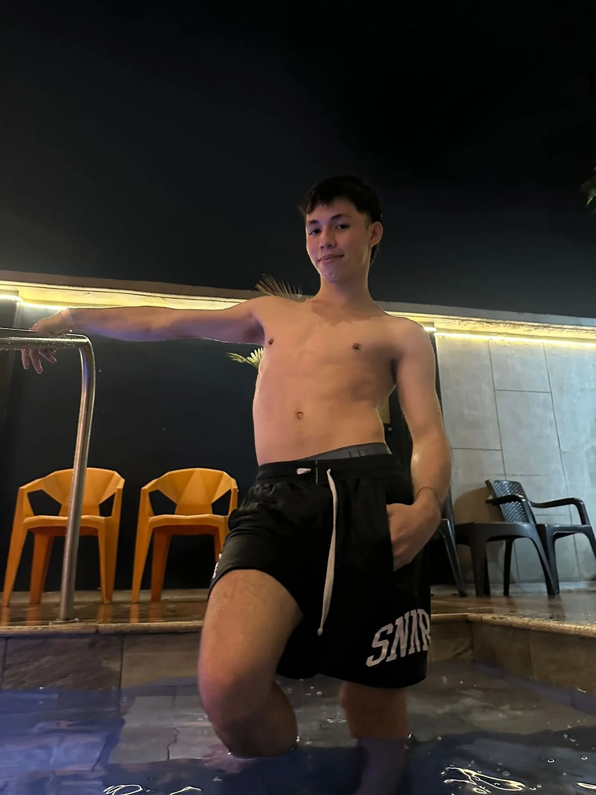 XXX Porn Photo of Nude angel_bless19 16