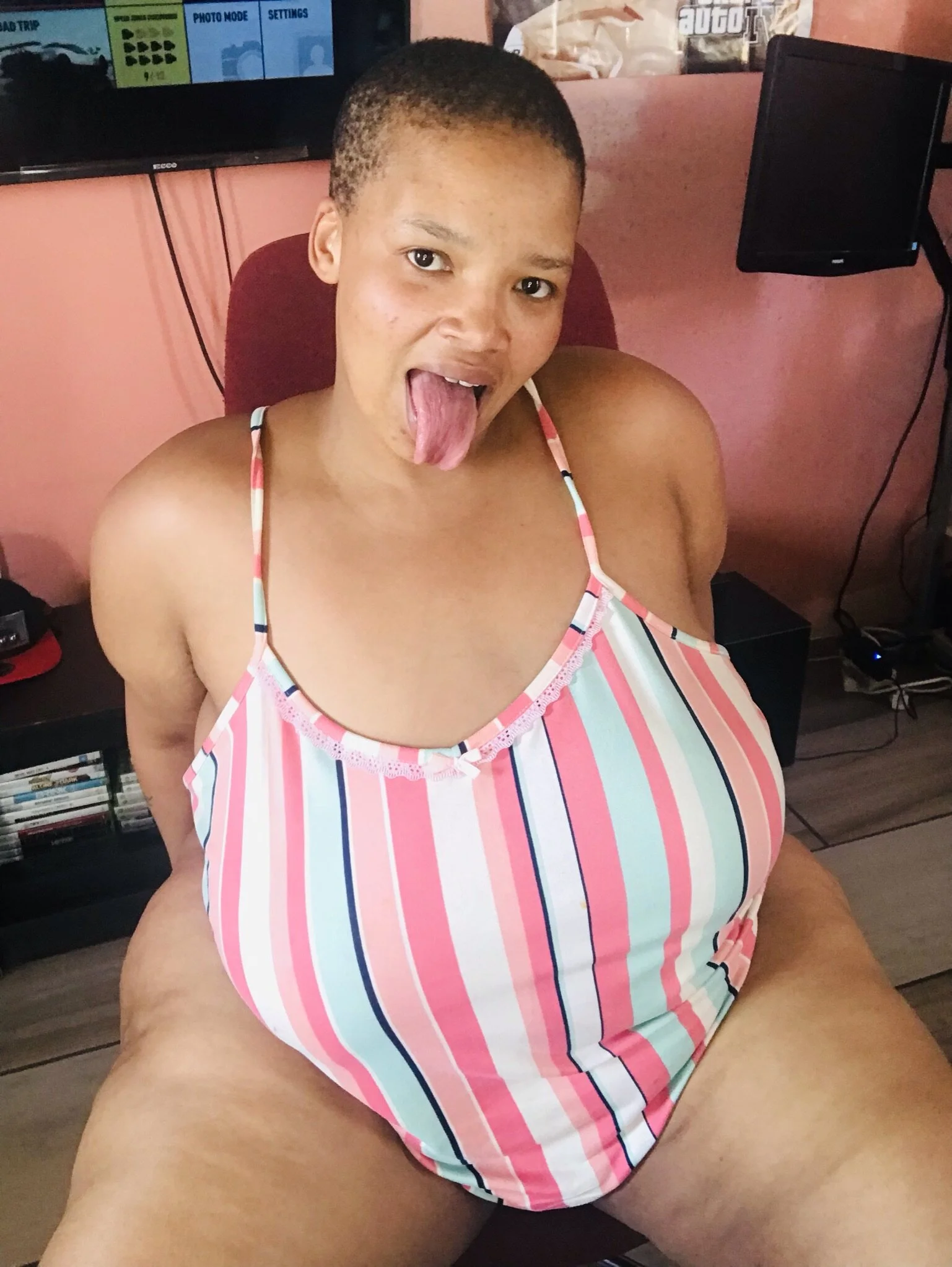 XXX Porn Photo of Nude iamSunflower900 3