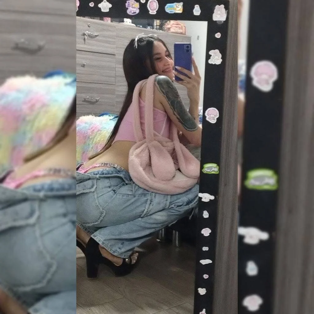 XXX Porn Photo of Nude julieta_dicaprio 5