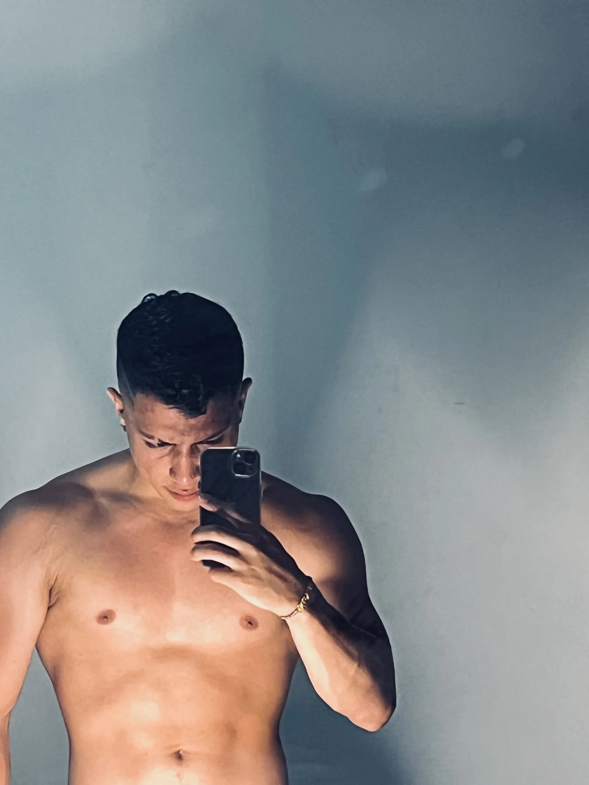 XXX Porn Photo of Nude ThomsEvery_ 1