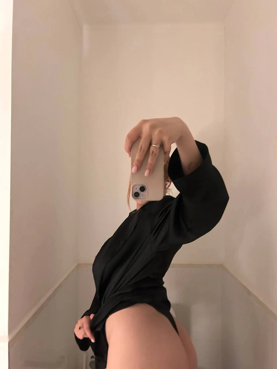XXX Porn Photo of Nude Emma__Leee 10