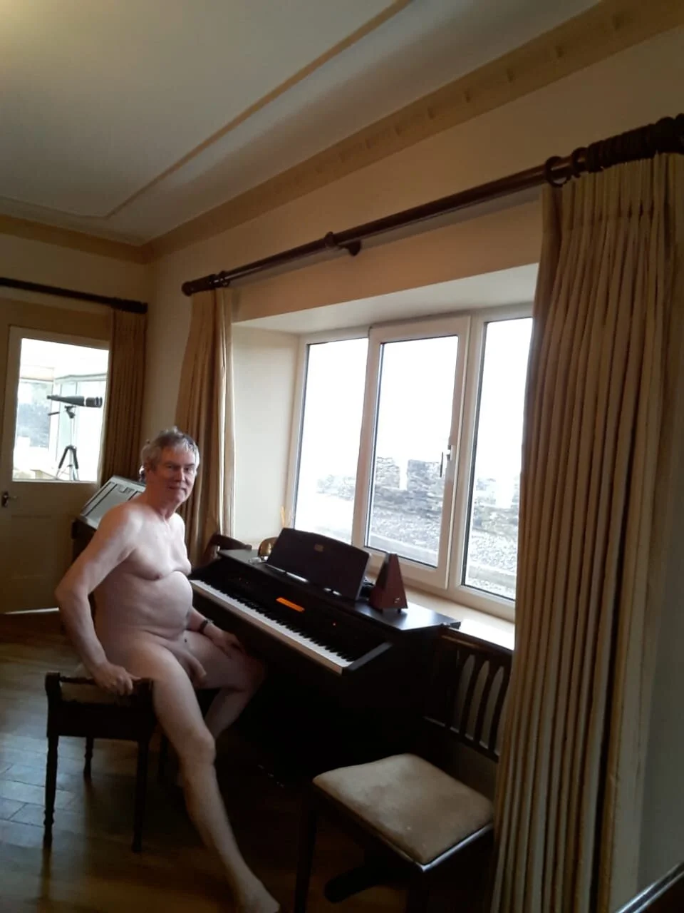 XXX Porn Photo of Nude alan_inlondon 20