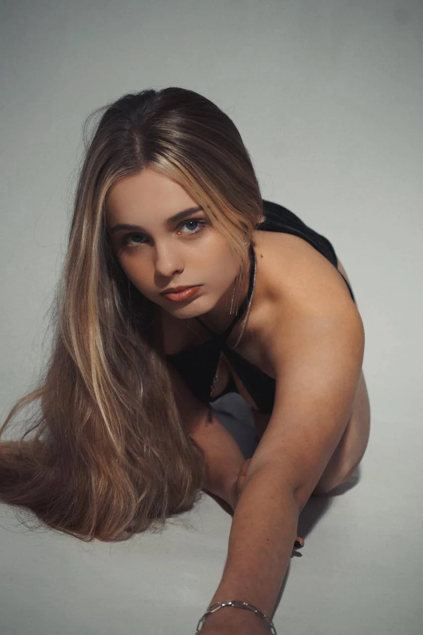 XXX Porn Photo of Nude AlicaLOVEalisa777 2