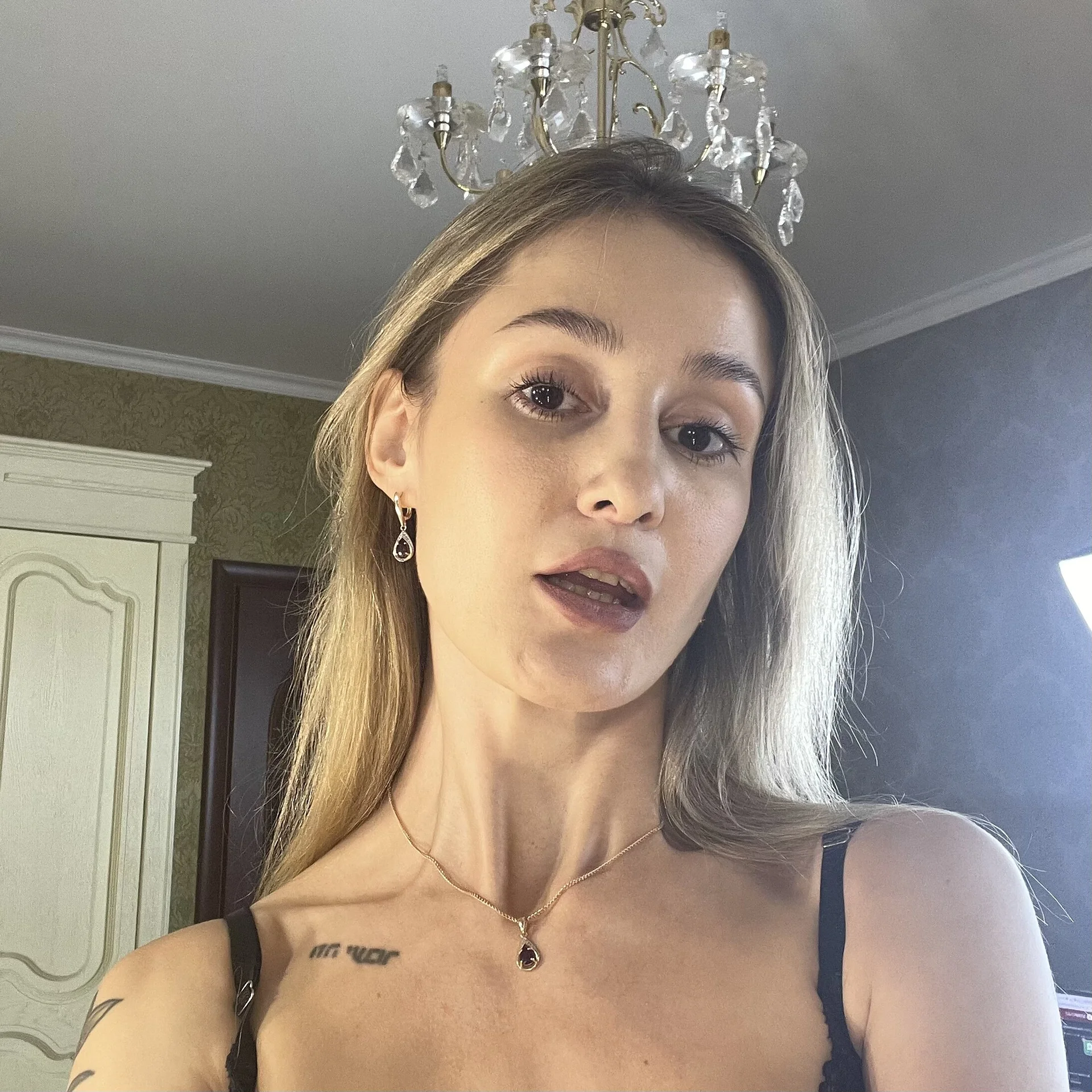 XXX Porn Photo of Nude RosaBlossome 1