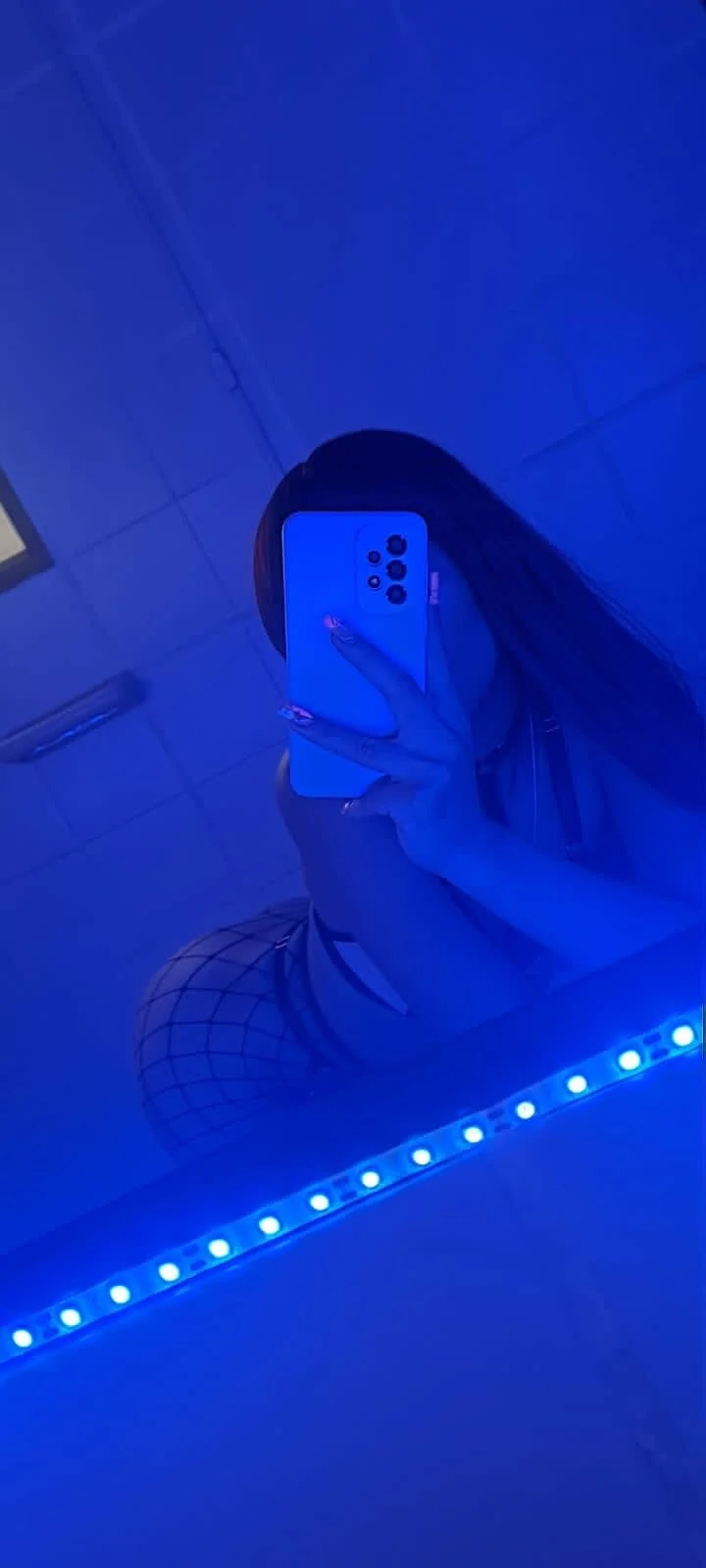 XXX Porn Photo of Nude amatiista_12 11