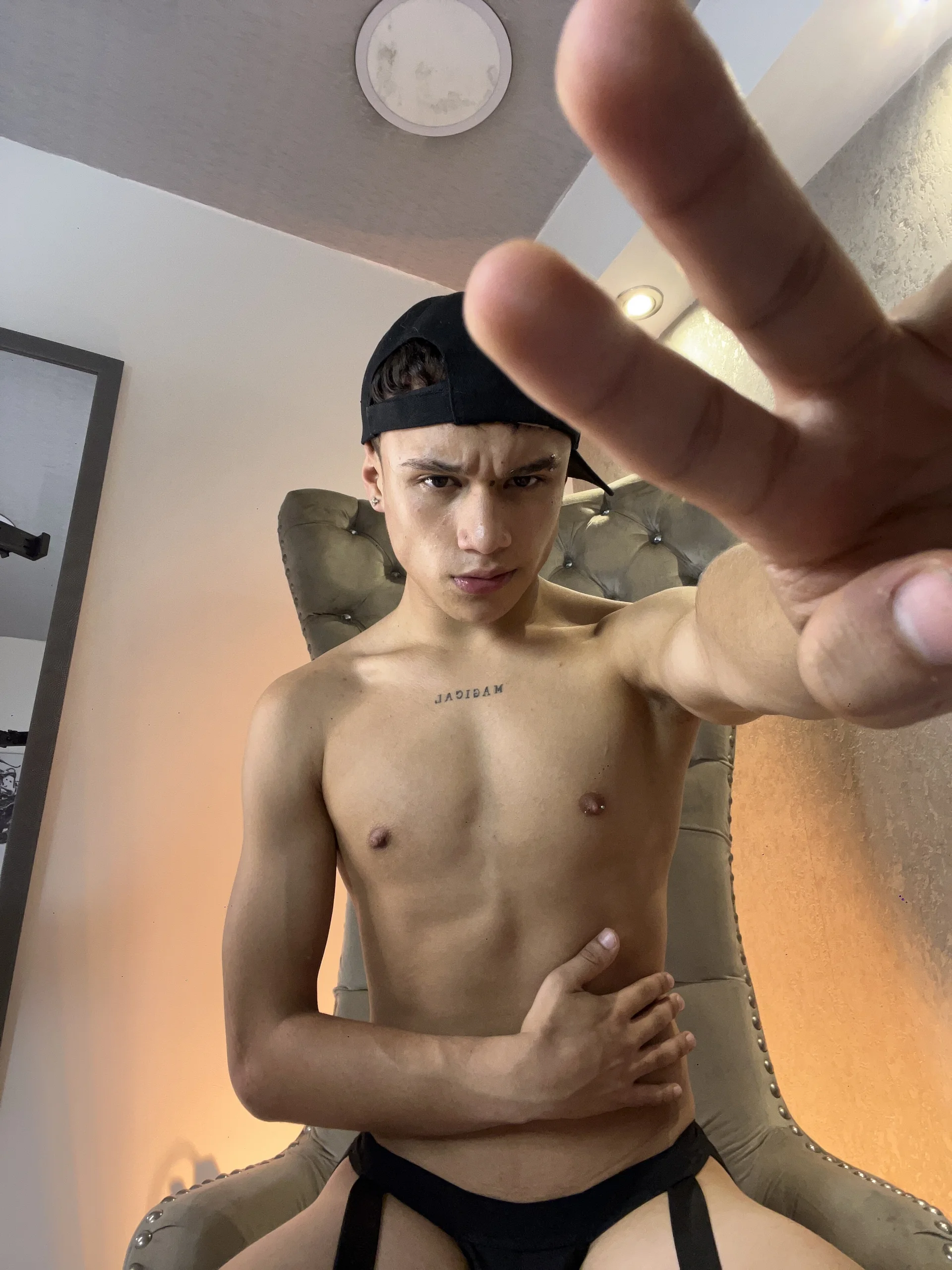 XXX Porn Photo of Nude Dominik_Souza 19