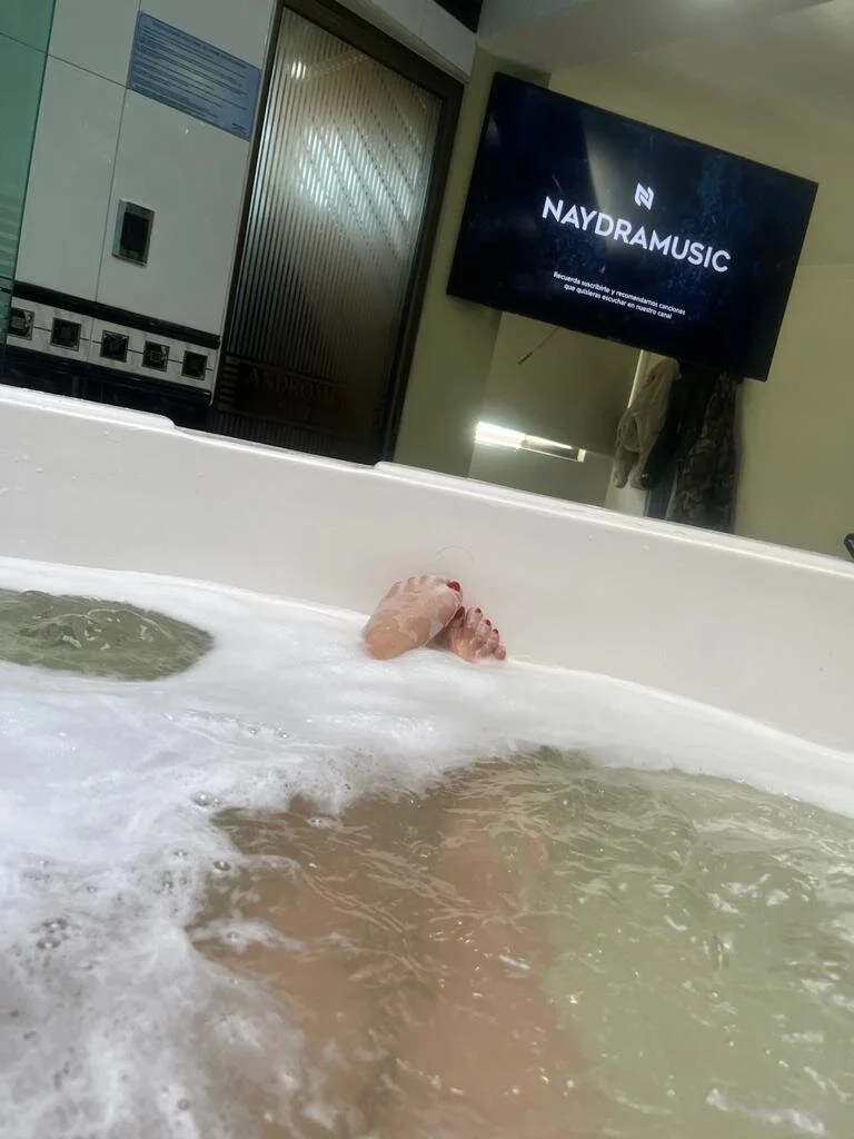 XXX Porn Photo of Nude kate_evans1 8