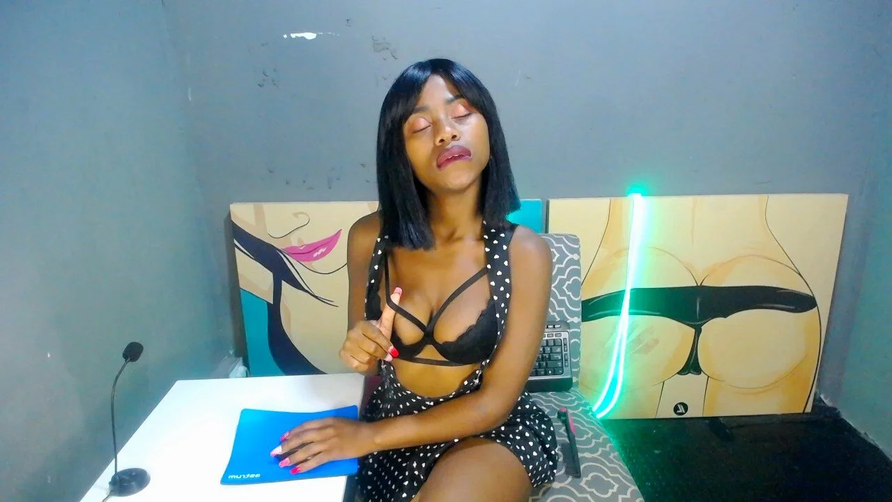 XXX Porn Photo of Nude Ebonydollxx 64