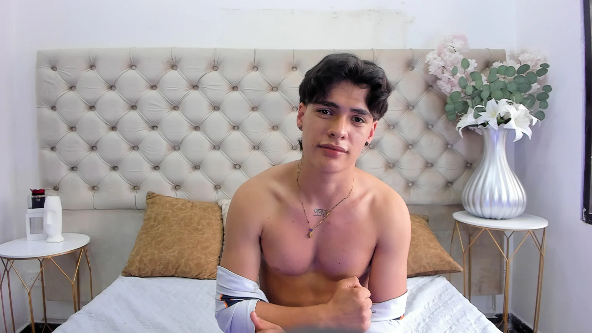 XXX Porn Photo of Nude BenitoSaenz 22