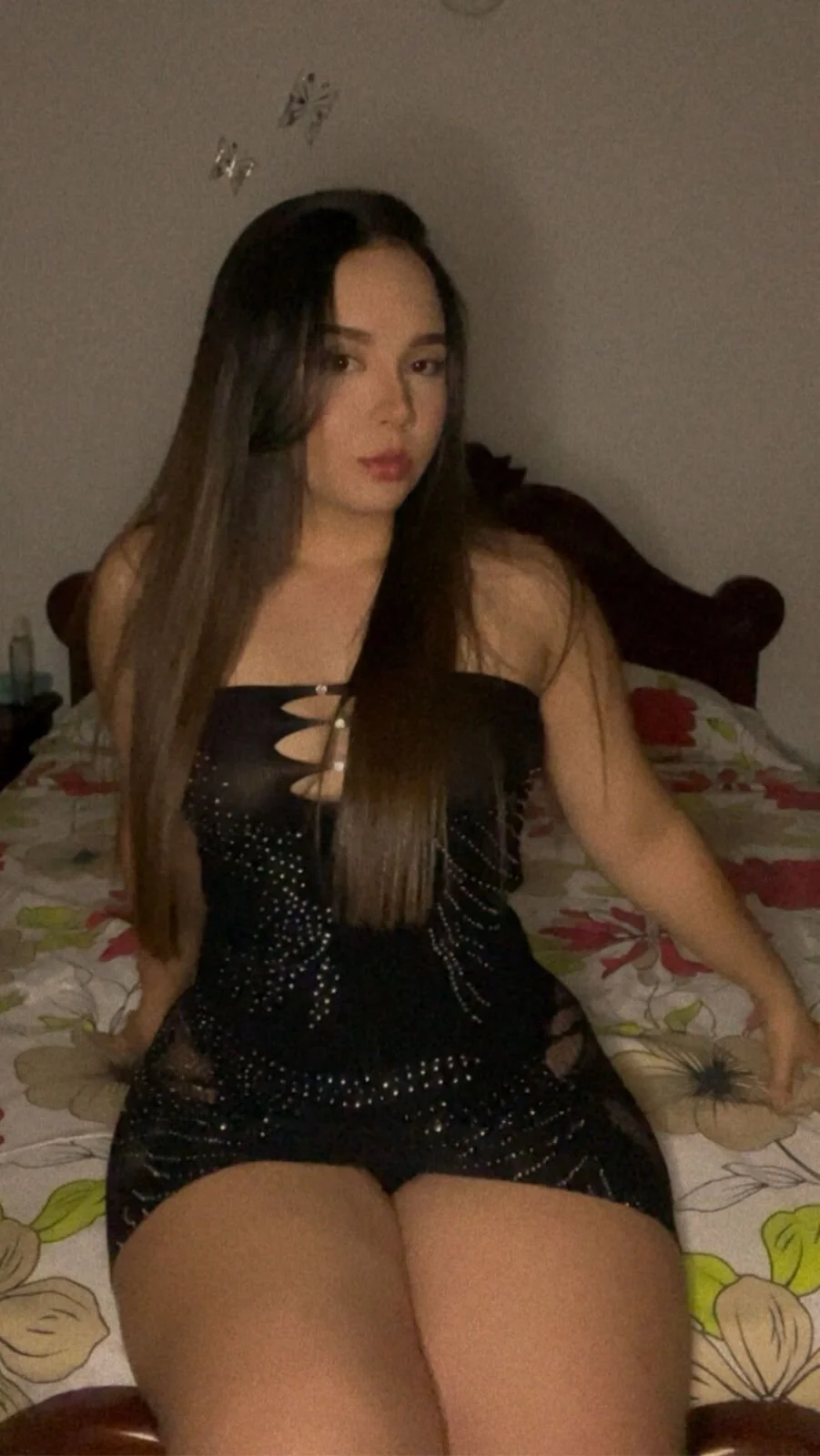 XXX Porn Photo of Nude Miia_Deluxe 1