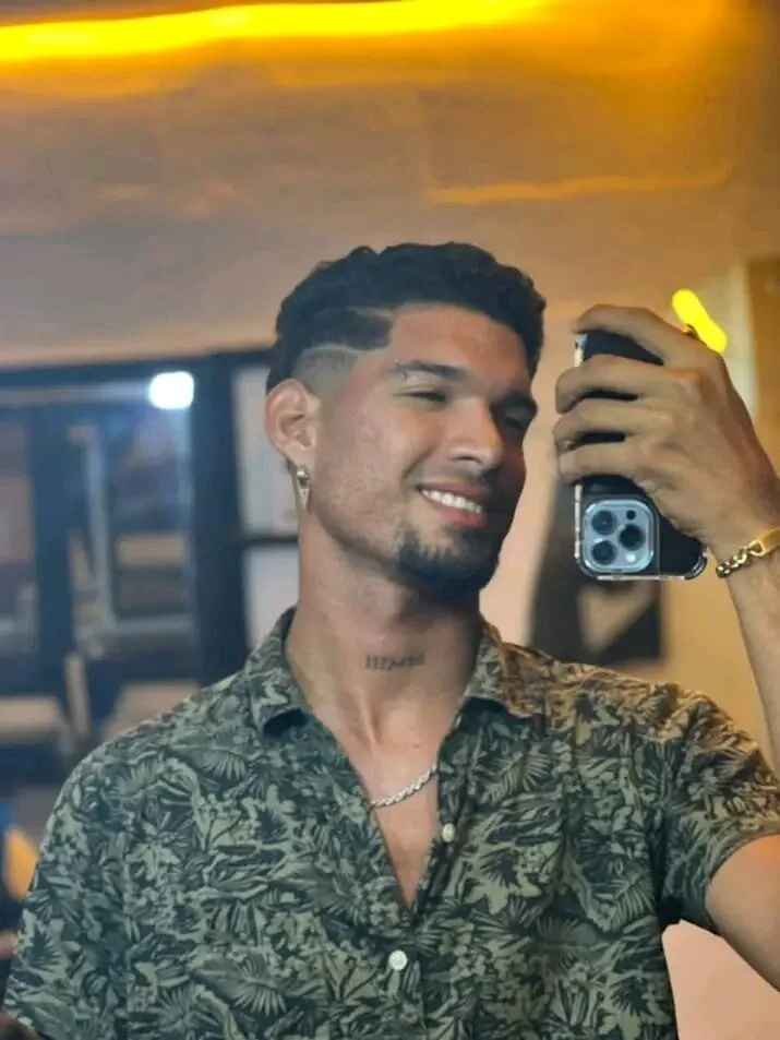 XXX Porn Photo of Nude CarlosHotVibes 10