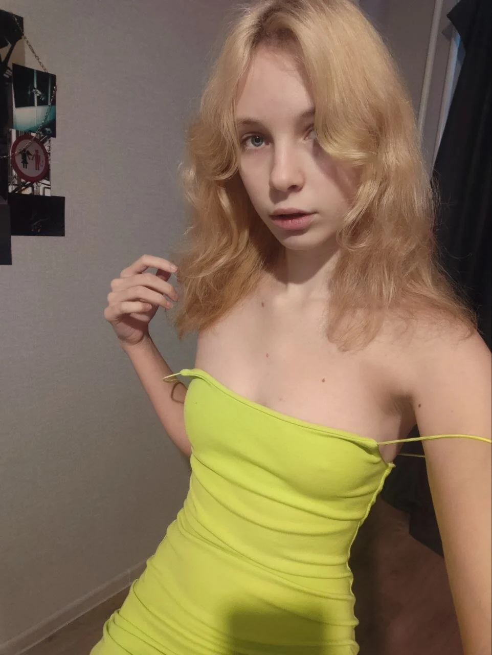 XXX Porn Photo of Nude Fafa_Fluff 13