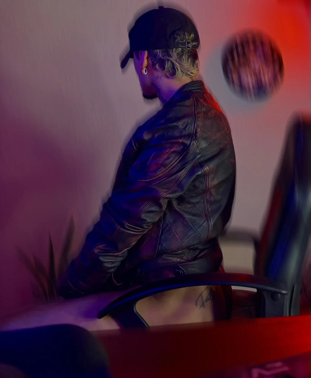 XXX Porn Photo of Nude pauldocux_ 3