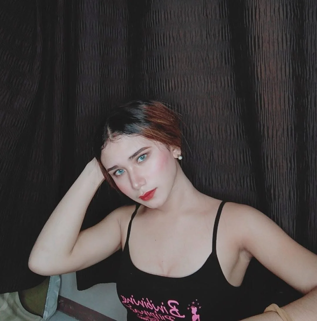 XXX Porn Photo of Nude Ur_TransNaughtyx69 6
