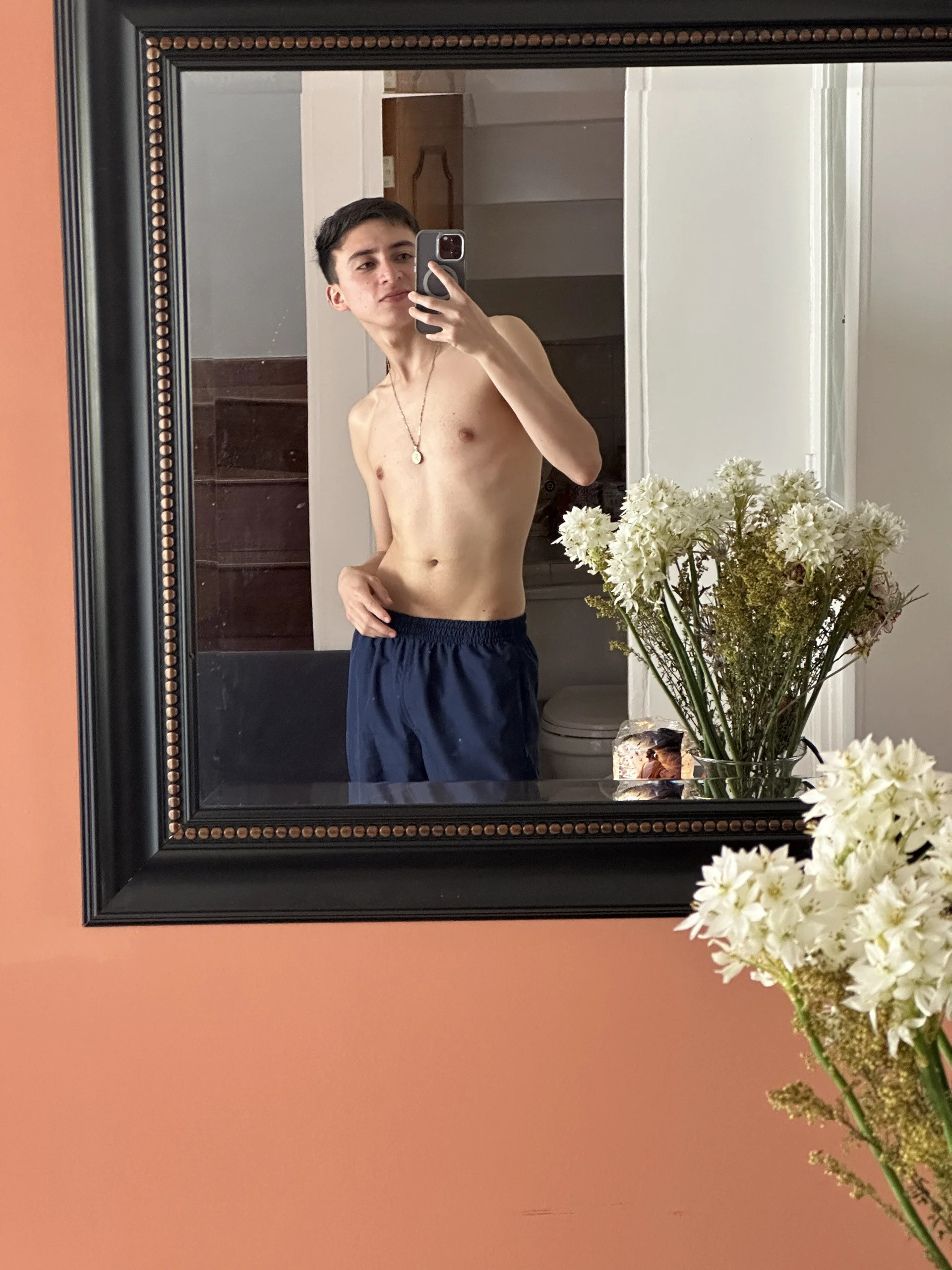 XXX Porn Photo of Nude CamiRojas_boy 5