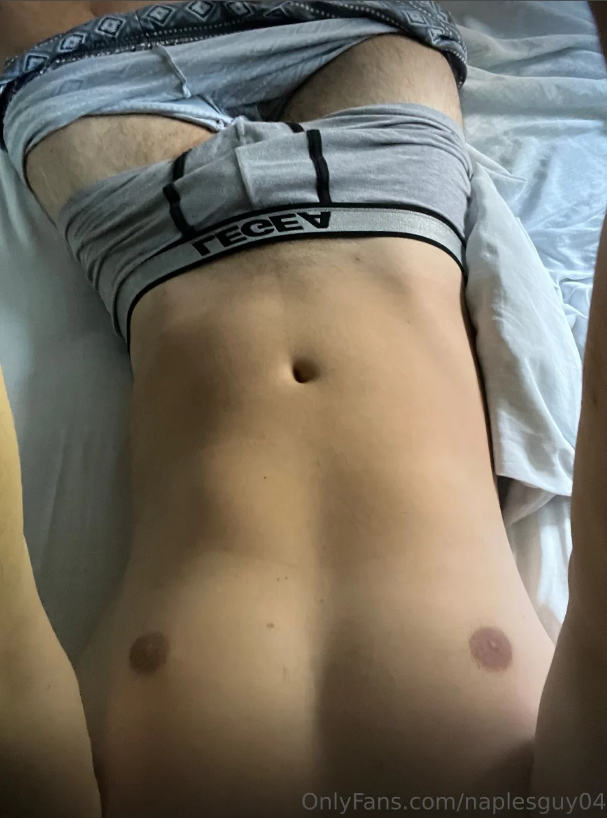 XXX Porn Photo of Nude NaplesGuy04 1