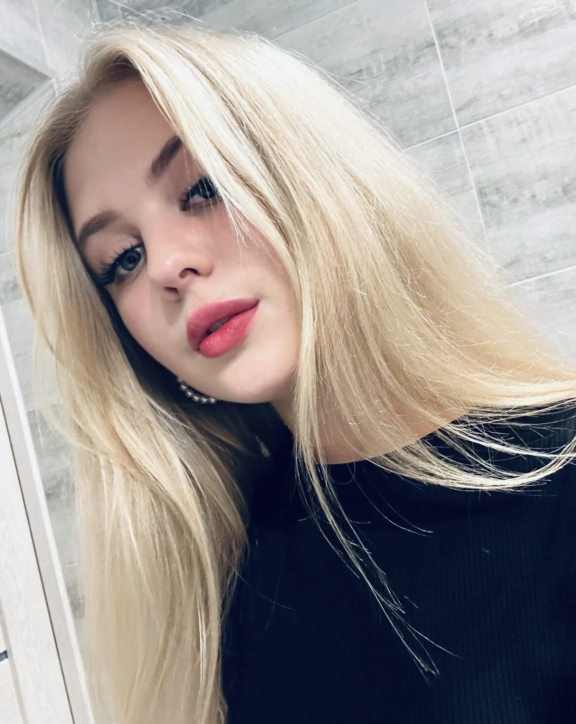 XXX Porn Photo of Nude RadiantBliss 4