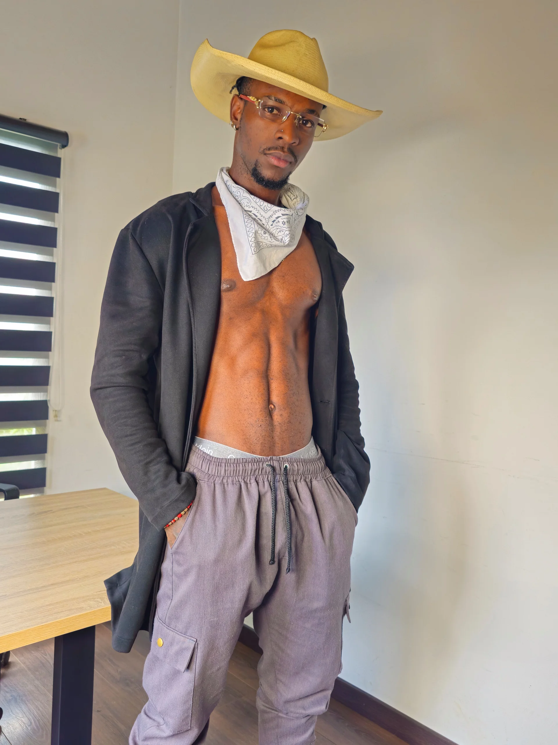 XXX Porn Photo of Nude Aroonsexyboy 35