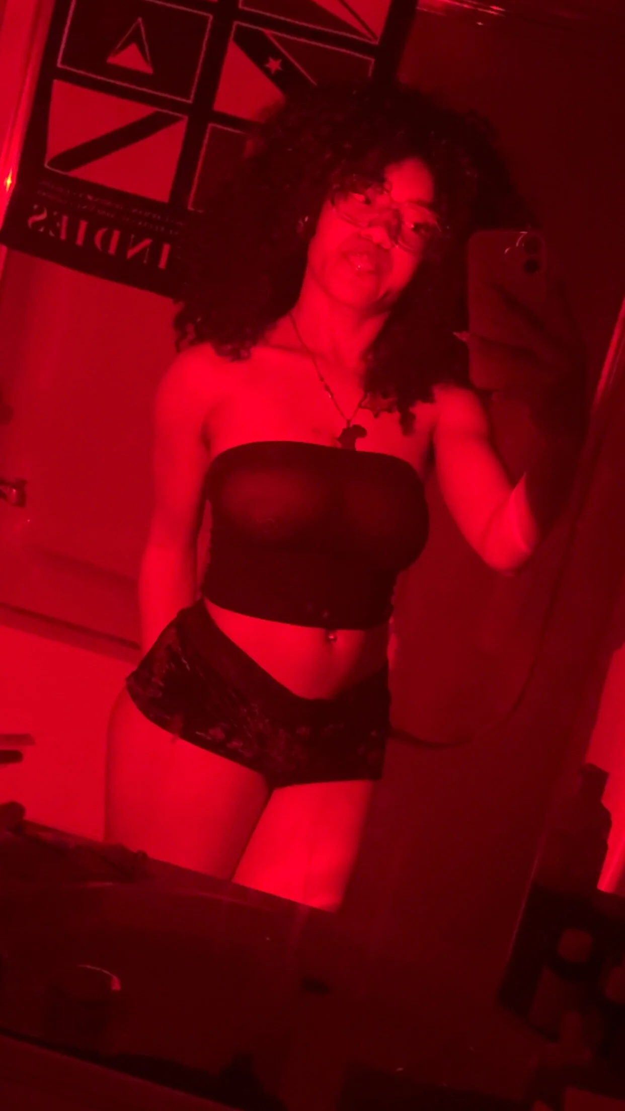 XXX Porn Photo of Nude lifeoftt_19xx 118