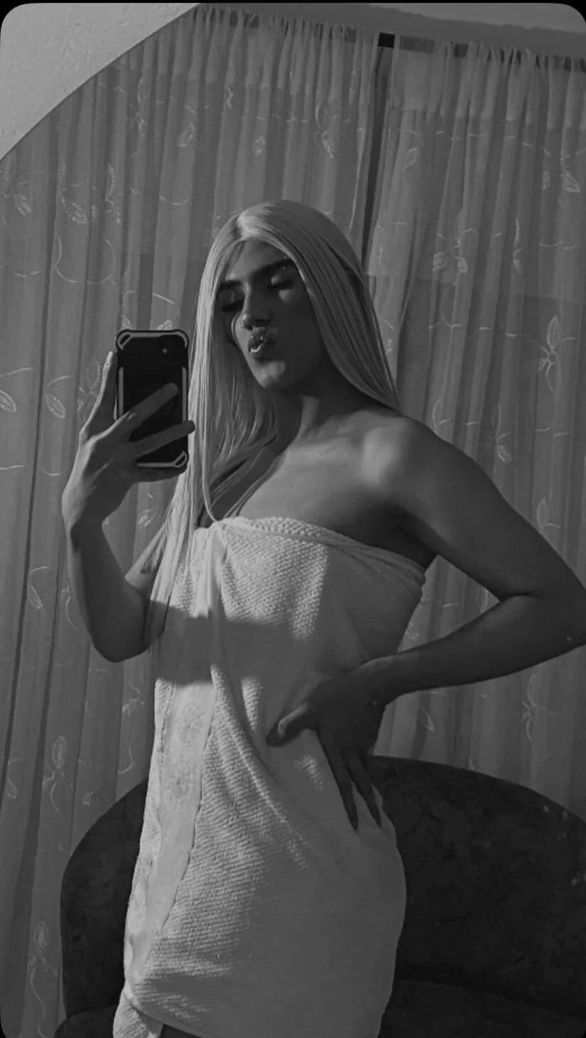 XXX Porn Photo of Nude Regiina_Doll 25