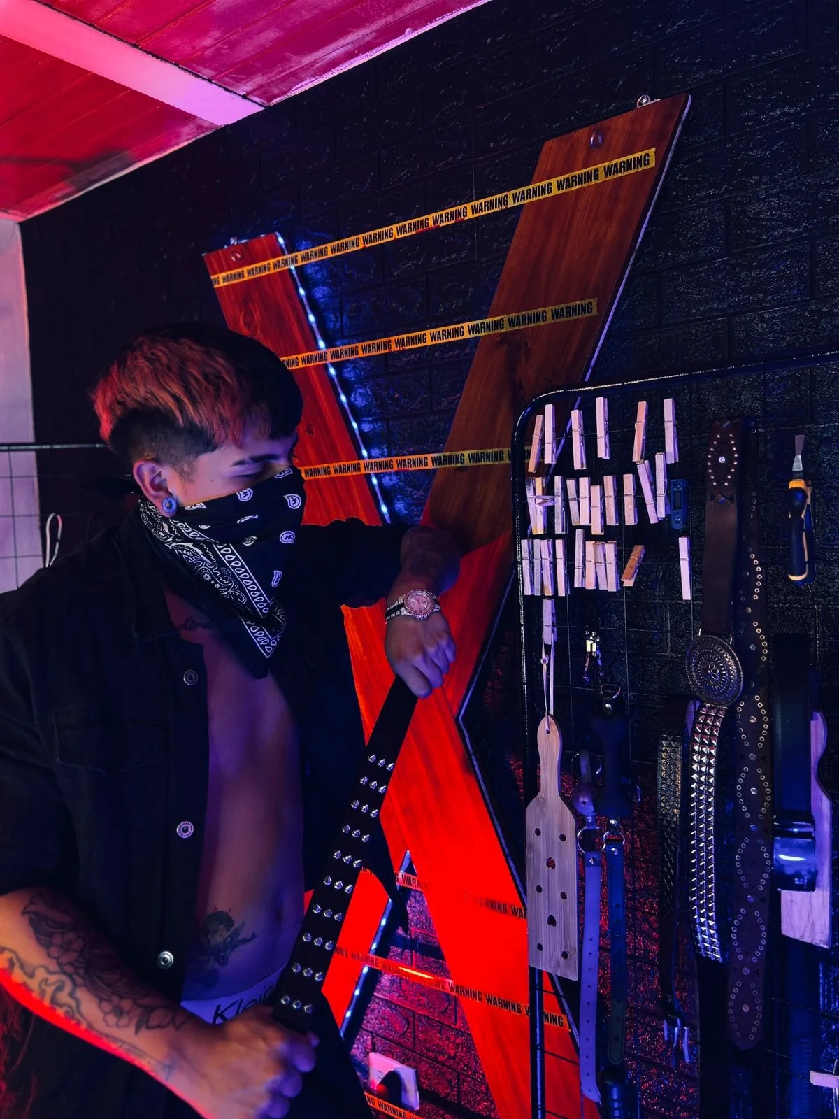 XXX Porn Photo of Nude MrMagnus_Bdsm_Extreme 1