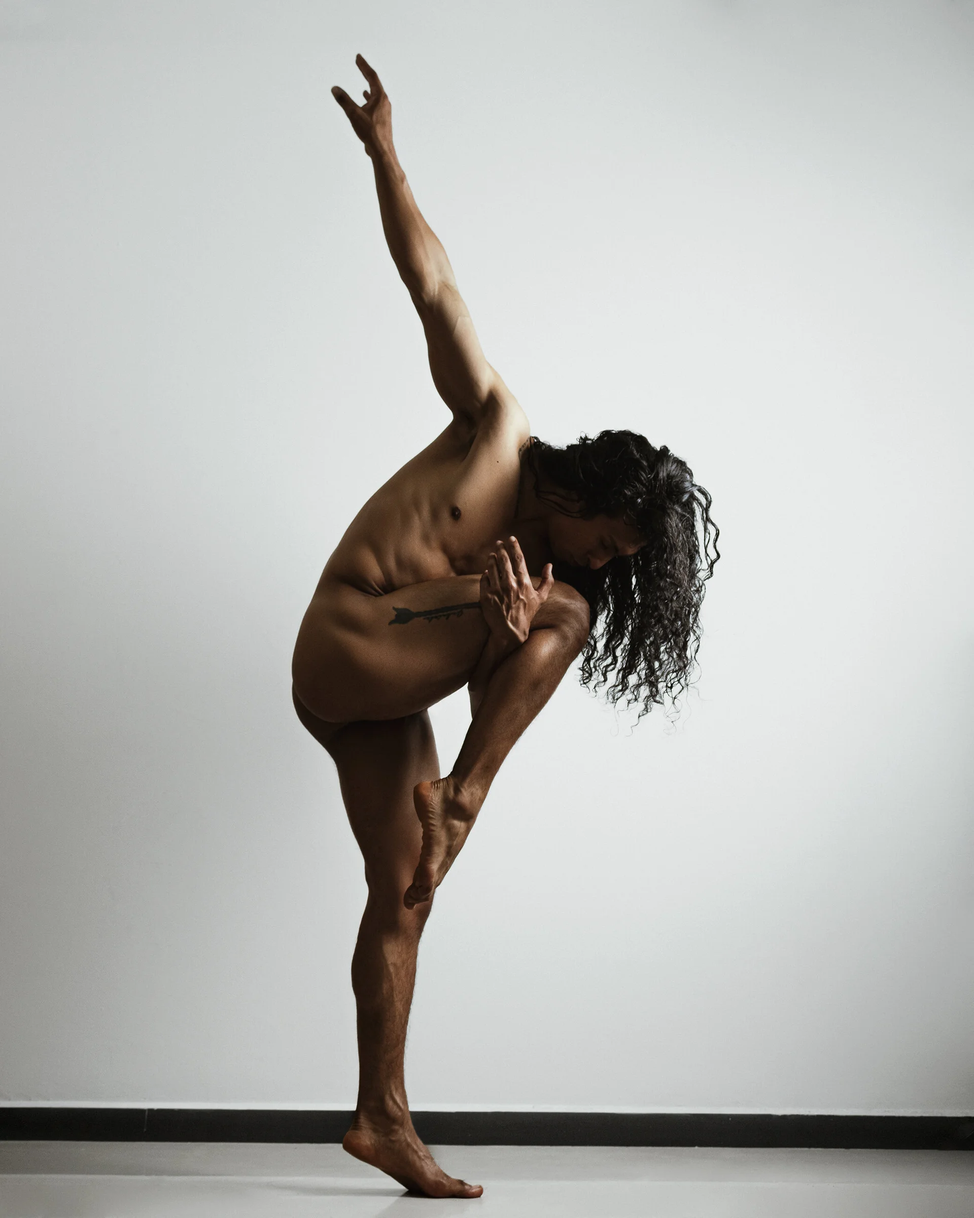 XXX Porn Photo of Nude ApoloCruz 16