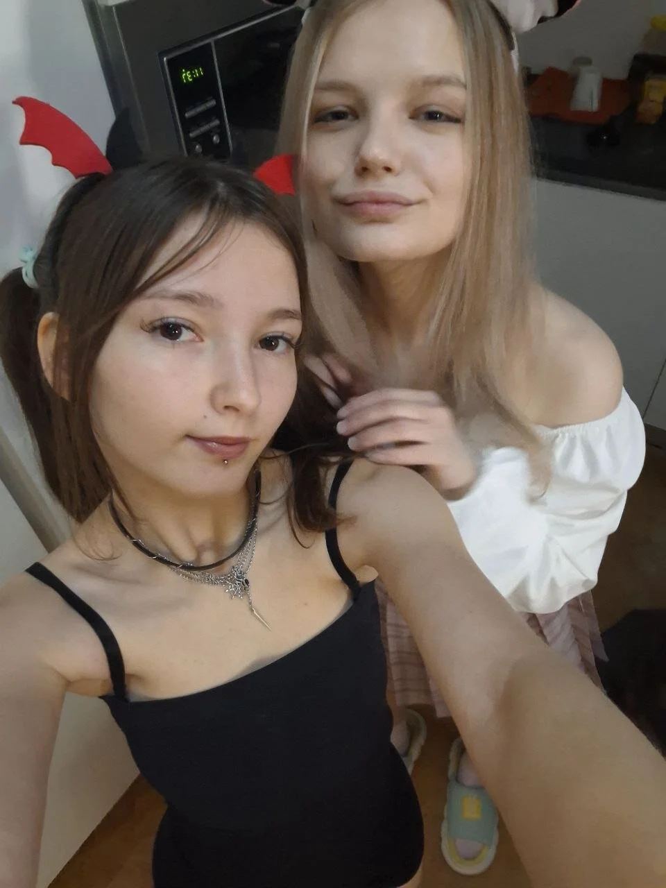 XXX Porn Photo of Nude DongMolt 201