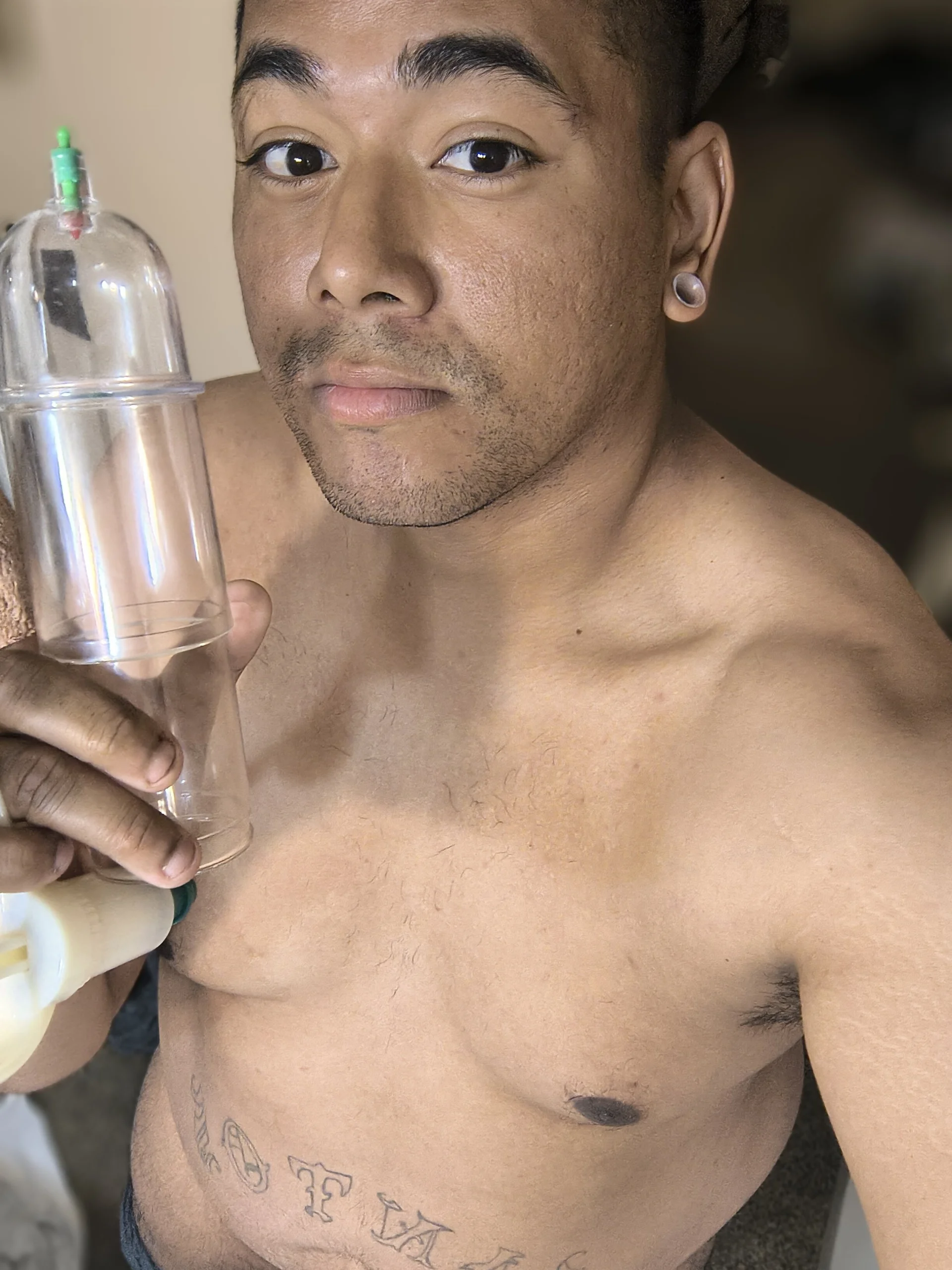 XXX Porn Photo of Nude BigDICKSantos34 4