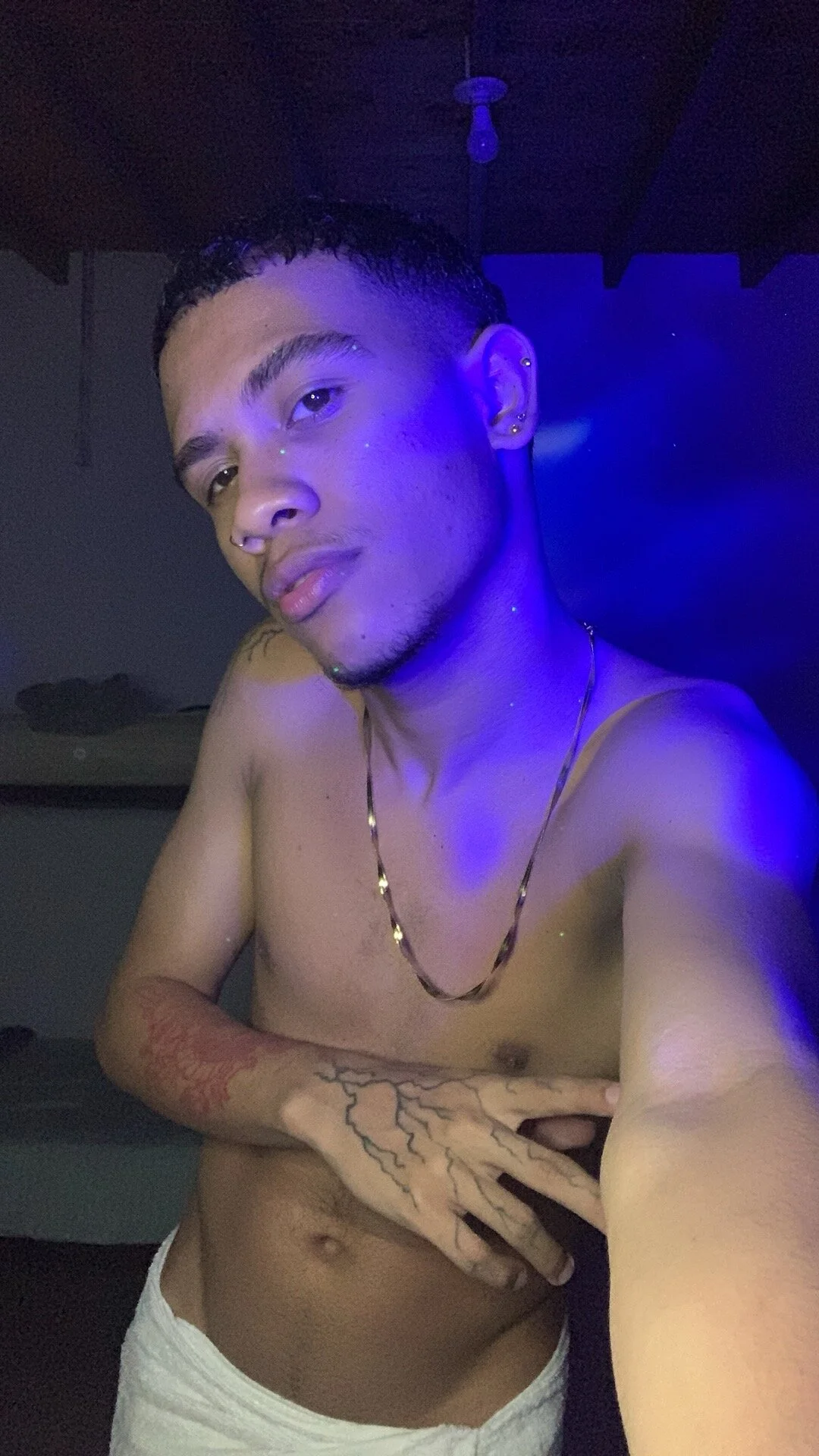 XXX Porn Photo of Nude Romancartier_1 2