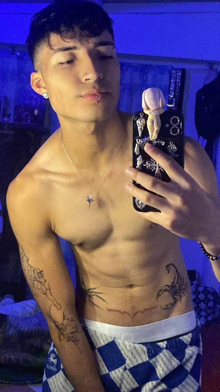 XXX Porn Photo of Nude dylan_fun18 45