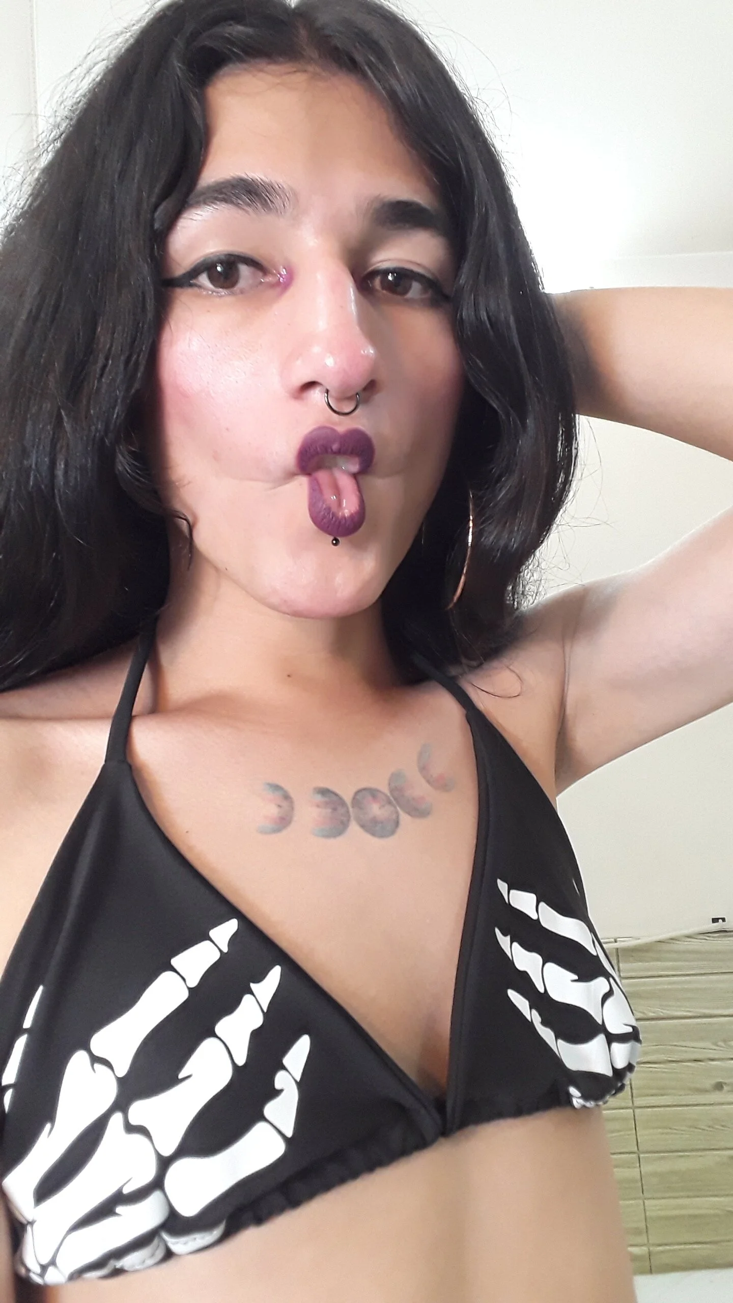 XXX Porn Photo of Nude Evil_Queen13 11