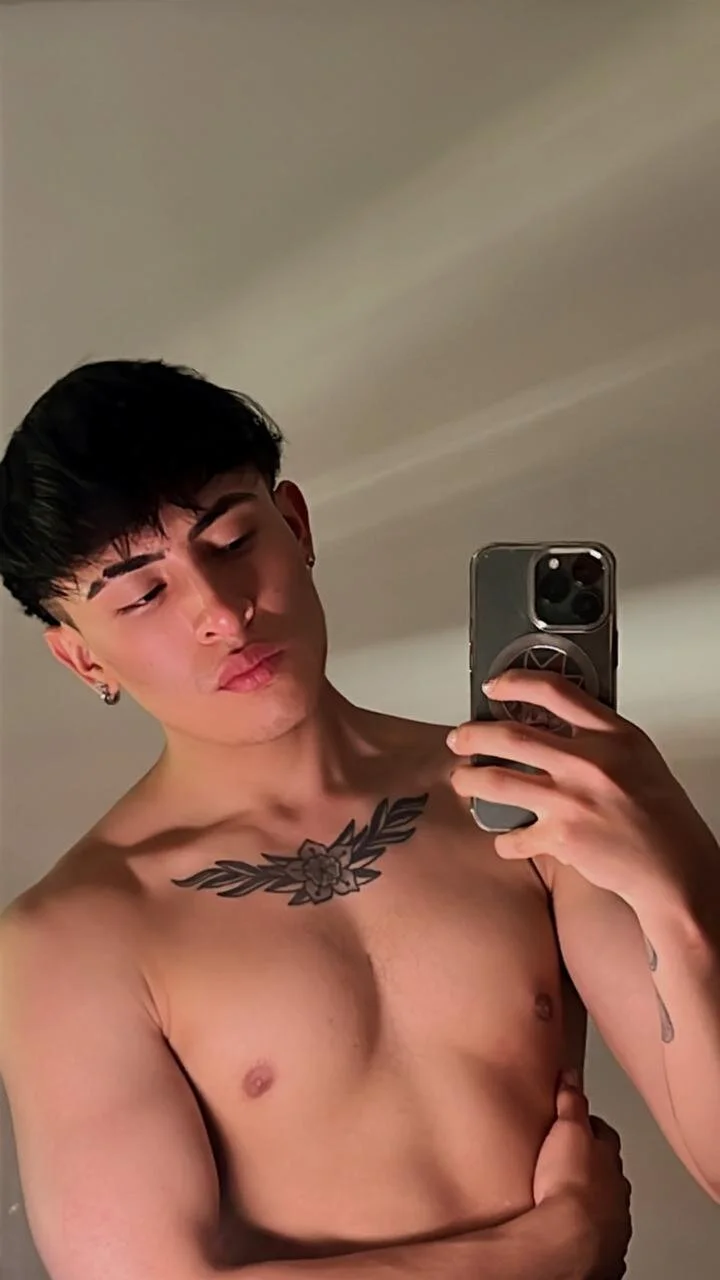 XXX Porn Photo of Nude Saimonvela 6