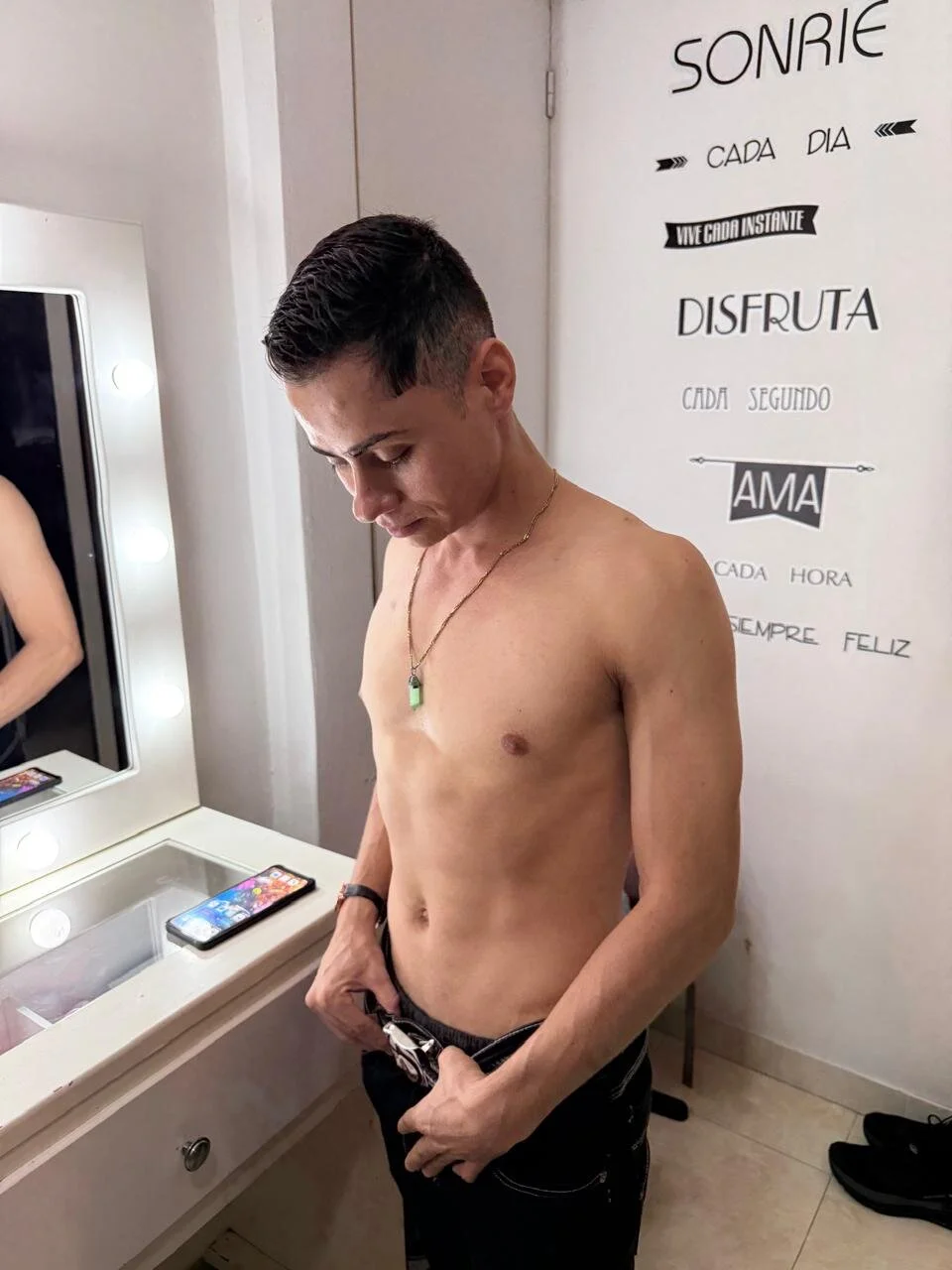 XXX Porn Photo of Nude LeoMonnroe 25